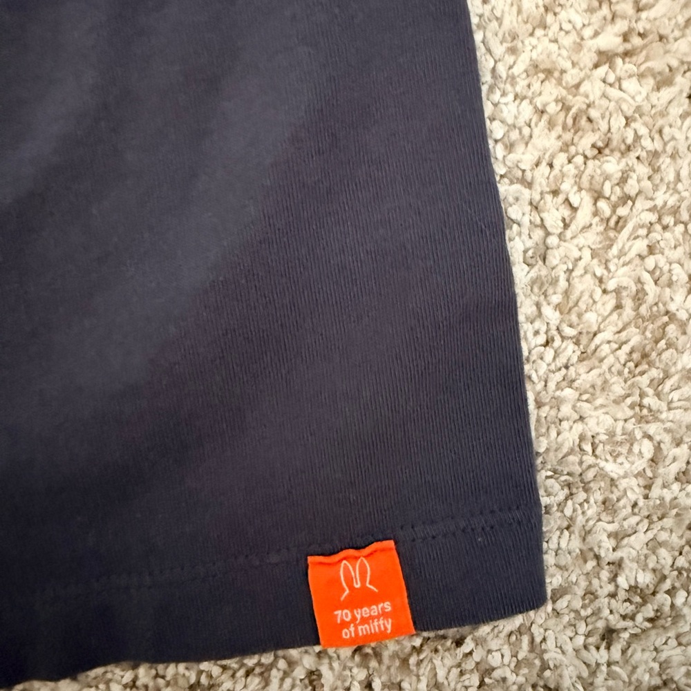 Uniqlo Navy Graphic Short Sleeve Tee - Picture 6 of 6